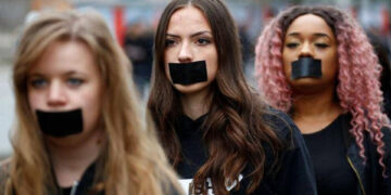 Fransa verkarê qanûnî yê vera teda ame tesdîqkerdiş