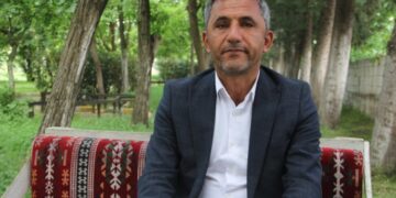 Emîn Ay bû hevşaredarê Amedê