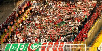 Amedspor ji deplesmana Kasimpaşayê bi pûanekê vegeriya