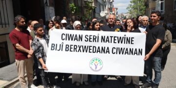 Ciwanên ku bi daxwaza girtinê sewqî dadgehê hatibûn kirin hatin berdan