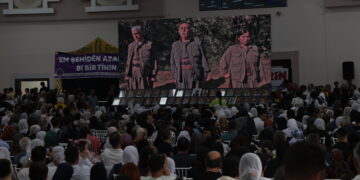 Bîranîna cangoriyên Amedê bi dawî bû: Şehîdên me pêşengên me ne