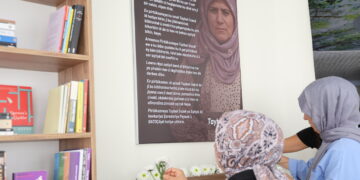 Ji bo dayika Taybet bernameya bîranînê hat lidarxistin