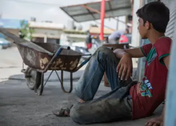Rapora Cînayeta Kar a Zarokan: 95 zarok jiyana xwe ji dest dan