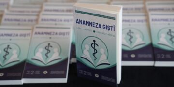 Odeya Bijîşkan a Amedê pirtûka ‘Anamneza Giştî’ da nasîn