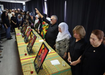 Li Enqereyê bi girseyî serdana bîranînê tê kirin