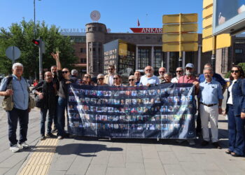 Komeleya 10ê Teşrîna Verêne: Ganî berpirsîyar û sucdarî bêrê cezakerdene