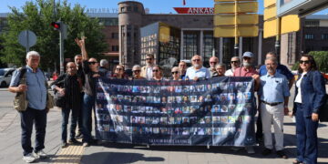Komeleya 10ê Teşrîna Verêne: Ganî berpirsîyar û sucdarî bêrê cezakerdene