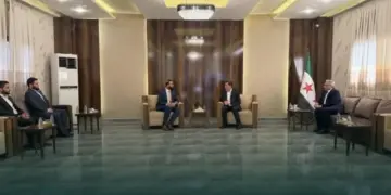Mazlûm Ebdî û nûnerê Koma Serokkomariyê pêvajoya entegrasyonê nîqaş kir