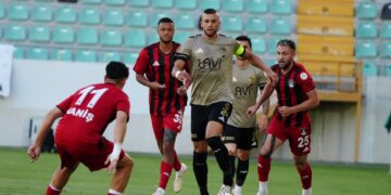 Di maça Vanspor û Batman Petrolsporê de ‘xwişk-biratî’ bi ser ket!