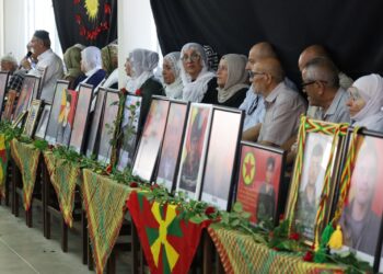 Bîranîna şehîdan a li Îzmîrê bi dawî bû: Em ê doza aştî û azadiyê bidomînin