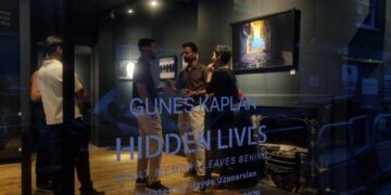 Bi rayîrê hunerî hîkayeya Amedî berde London