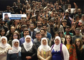 Ji TEV-KOMê pêşbirka çîrok û helbestên Kurdî: Em li benda tevlibûna ciwanan e