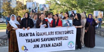 ‘Tu zext nikare pêşiya azadiya jinan bigire’