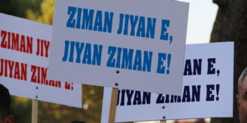 ZIMANGER: Pêwîste ku zimanê Kurdî di makezagonê de cih bigire