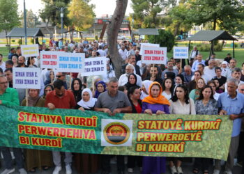 ZIMANGER: Pêwîste ku zimanê Kurdî di makezagonê de cih bigire