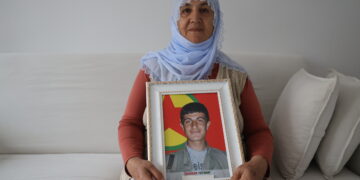 Wekî navê xwe tevgeriya û bû fedakarê gelê xwe