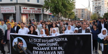 ‘Çareserî bi nasîna mafên gelê Kurd pêkan e’