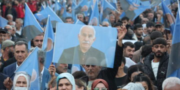 Bi hezaran li Amed, Sêrt û Êlihê Komploya 9ê Cotmehê şermezar kirin
