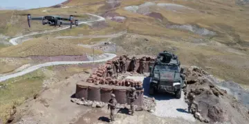 Îranê gelek hêzên leşkerî sewqî Merîwanê kir