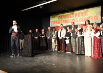 KURDÎGEHê belgeyên qedandinê da mamosteyên nû