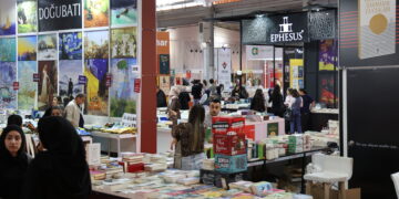 10emîn Pêşengeha Pirtûkan a Amedê didome