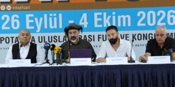 Li Pêşengeha Pirtûkan panela ji bo Aram Tîgran: Ew stûn û pira hunerî bû