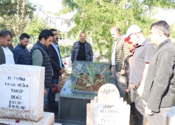Qurbaniyên Komkujiya 10ê Cotmehê li Amedê hatin bibîranîn