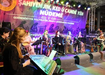 Di hevdîtinê de ruhê hevgirtina jinan derket pêş