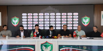 Amedspor dixwaze bi dibistana fûtbolê binesaziya xwe xurt bike