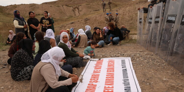Xelkê gundê Arzoxliyê li dijî çêkirina GESê dest bi çalakiyê kir