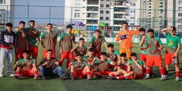 ‘Amedspor dê ji bo siberoja ciwanên Kurd xwe bigihîne her deverê’