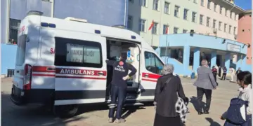 Ji xwendekarên kêrkirî yekî jiyana xwe ji dest da