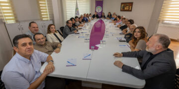 Heyetê Rayraberdişî yê Merkezî yê DEM Partî kom bî