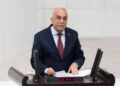 Ahmet Eşref Fakibaba hem ji ÎYÎ Partiyê hem ji parlamenteriyê îstîfa kir