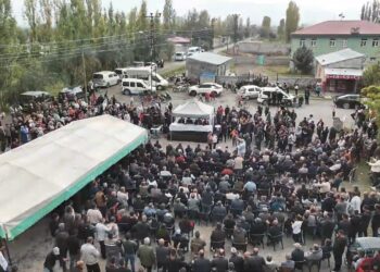 Şaredariya Îdirê tapûyên welatiyan belav kir