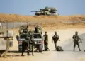 Hêzanê Îsraîlî Dera de eşt keyeyan ser