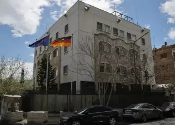 Almanya balyozxaneya xwe ya li Şamê girt