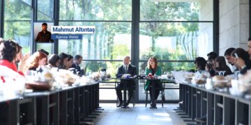 DEM Partî bi rojnamegeran re civiya: Di pêvajoyê de dê çi bibe?