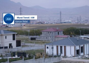 Qeyim dê xaniyên welatiyan hilweşîne: Veguherîn bi zilmê nabe