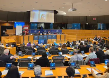 Westrheim: Pêvajo firsendê pêşkêş dikeLeyla Zana: Divê birêz Ocalan dikaribe bi gelê xwe re rabe