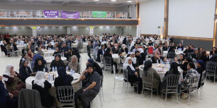 Li Semsûrê ji bo şehîdan mewlîd: Dê ev rê bi aştî û statuyê bi encam bibe