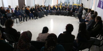 Meclisa Jinan a DEM Partiyê li Bûlamê bi jinan re civiya