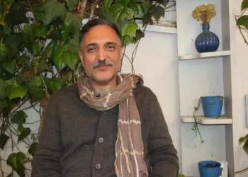 Nivîskar û siyasetmedar Soydan Akay hat binçavkirin