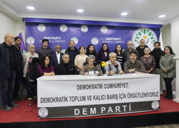 ‘Em ji bo Aştiyê û Civaka Demokratîk xwe bi rêxistin dikin’