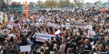 ‘Em li dijî astengî û sansûrê dengê xwe bilind dikin’