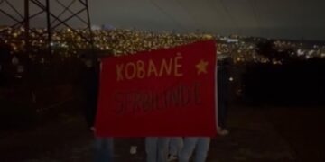 Înîsiyatifa Gel li Stenbolê meşa roja Kobanê li dar xist