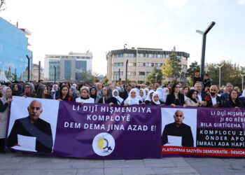 Serhed li dijî komployê derket qadan: Ji Serok Apo re azadî