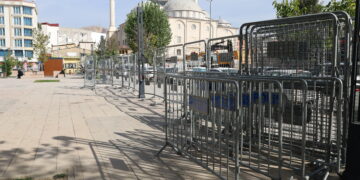 Qada Bajêr a Wanê 2 sal in di dorpêça bariyeran de ye!